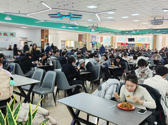 創(chuàng)業(yè)新機(jī)遇 12圖超大檔口，設(shè)備齊全，輕松入駐